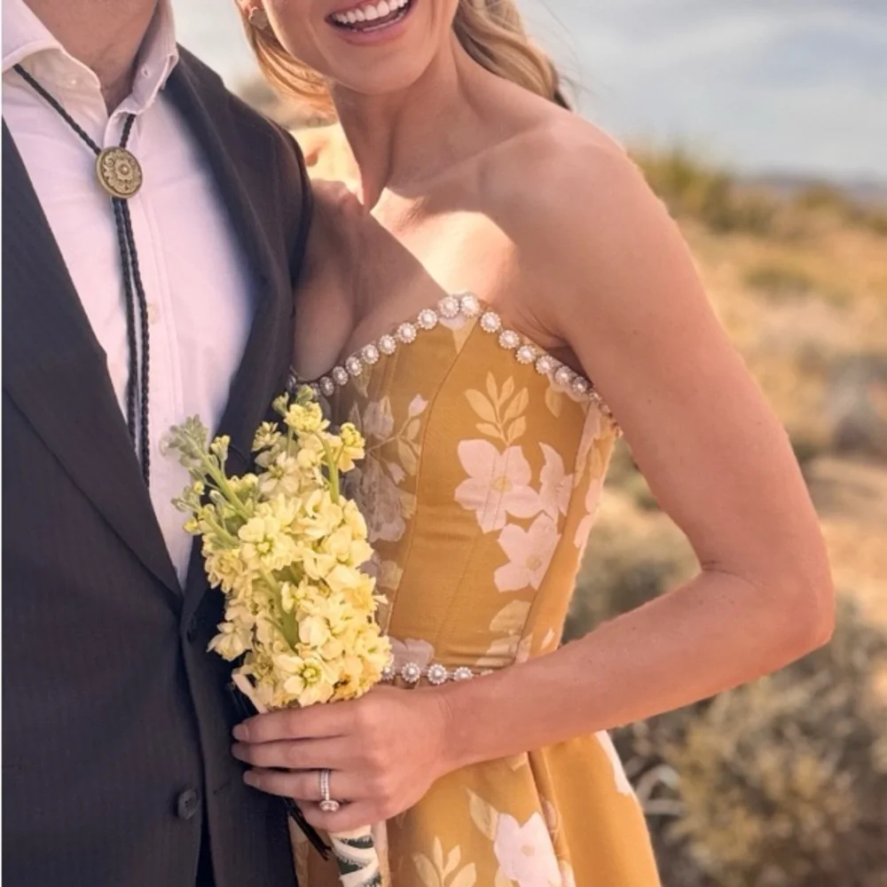 V. Chapman Dress Vivian Yellow Gold Floral Formal Gown - Picture 6 of 8